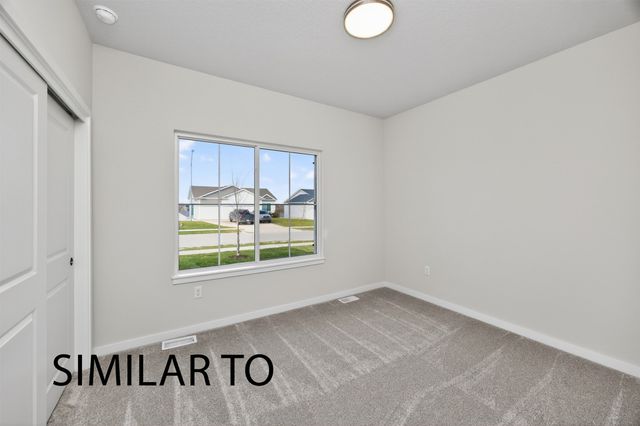 1029 NW Yorktown Drive, Waukee, IA 50063