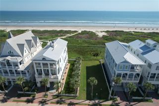 1553 Seaside Drive, Galveston, TX 77550