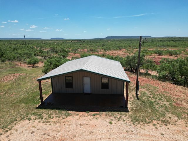 5725 FM 604, Ovalo, TX 79541