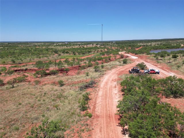 5725 FM 604, Ovalo, TX 79541