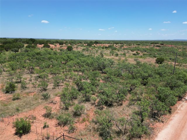 5725 FM 604, Ovalo, TX 79541