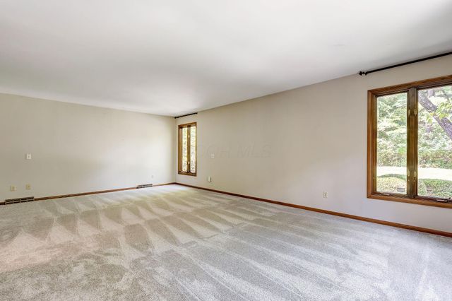 7319 Bridlespur Lane, Delaware, OH 43015