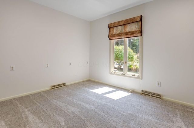 7319 Bridlespur Lane, Delaware, OH 43015
