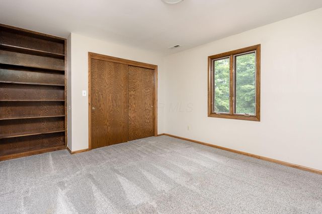 7319 Bridlespur Lane, Delaware, OH 43015