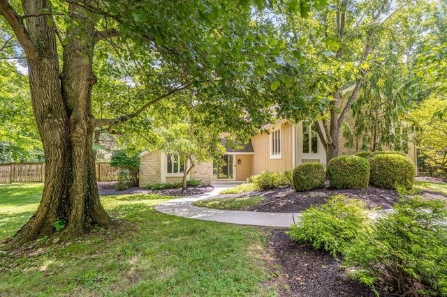 7319 Bridlespur Lane, Delaware, OH 43015