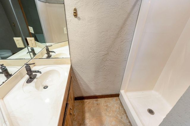 7319 Bridlespur Lane, Delaware, OH 43015