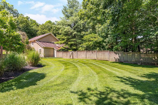 7319 Bridlespur Lane, Delaware, OH 43015