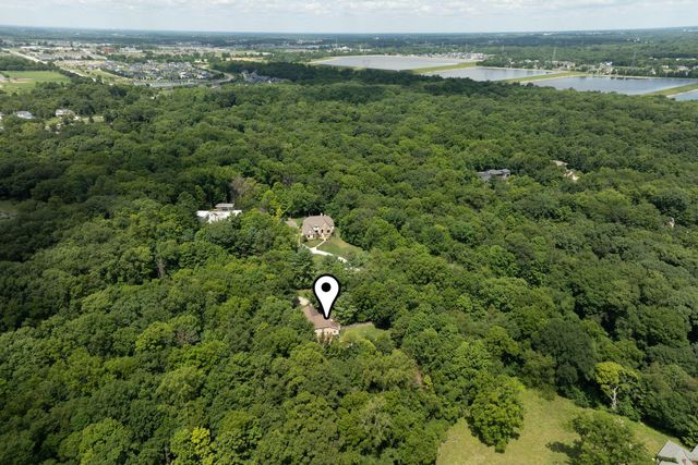 7319 Bridlespur Lane, Delaware, OH 43015