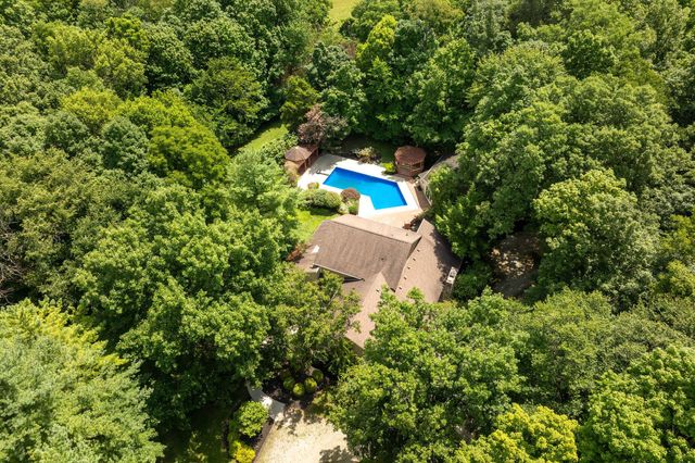 7319 Bridlespur Lane, Delaware, OH 43015