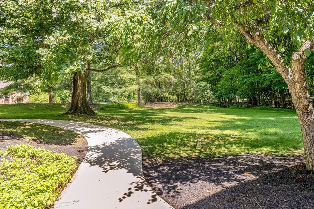 7319 Bridlespur Lane, Delaware, OH 43015