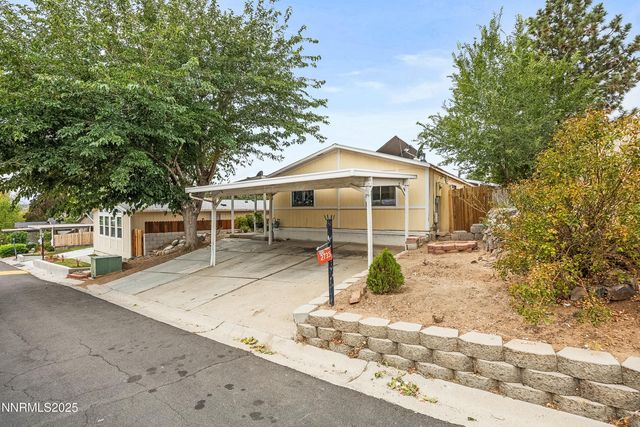 2735 Daffodil Way, Reno, NV 89512