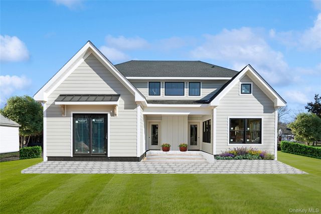 53 S Phillips Avenue, Remsenburg, NY 11972