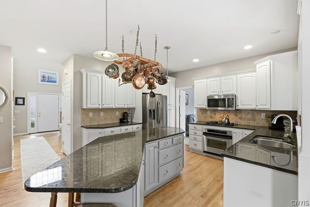 4325 Kelsey Drive, Onondaga, NY 13215