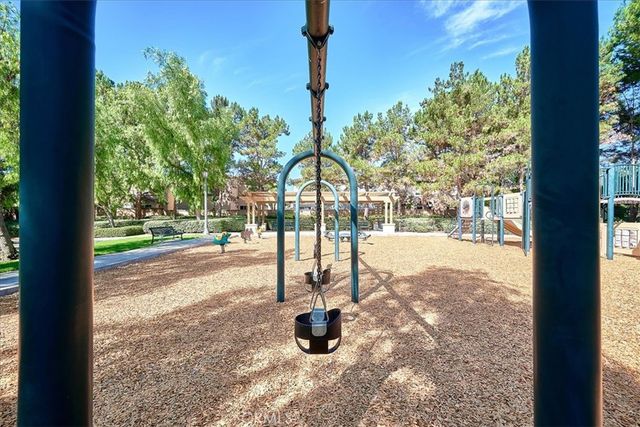 6 Sweet Pea, Irvine, CA 92618