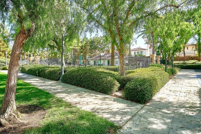 6 Sweet Pea, Irvine, CA 92618