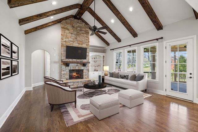 990 Still Forest Dr, Brentwood, TN 37027