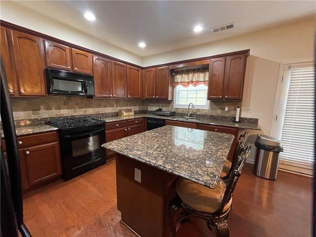 1329 Station Ridge Drive, Lawrenceville, GA 30045