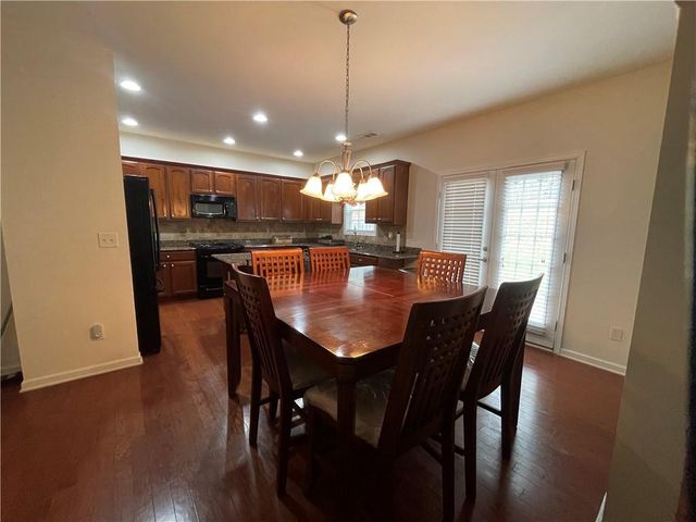 1329 Station Ridge Drive, Lawrenceville, GA 30045