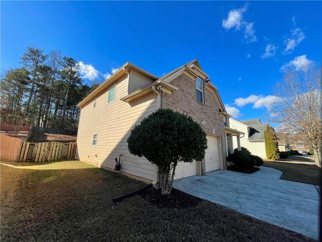 1329 Station Ridge Drive, Lawrenceville, GA 30045