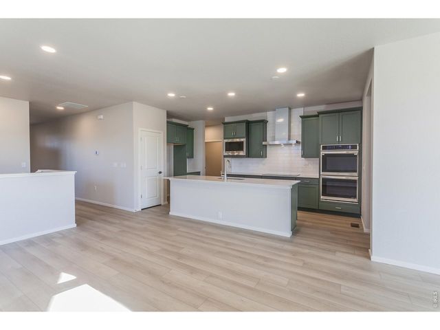 774 Trumpet Ct, Windsor, CO 80550