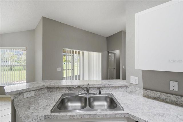 2405 HIGHLANDS VUE PARKWAY, Lakeland, FL 33812