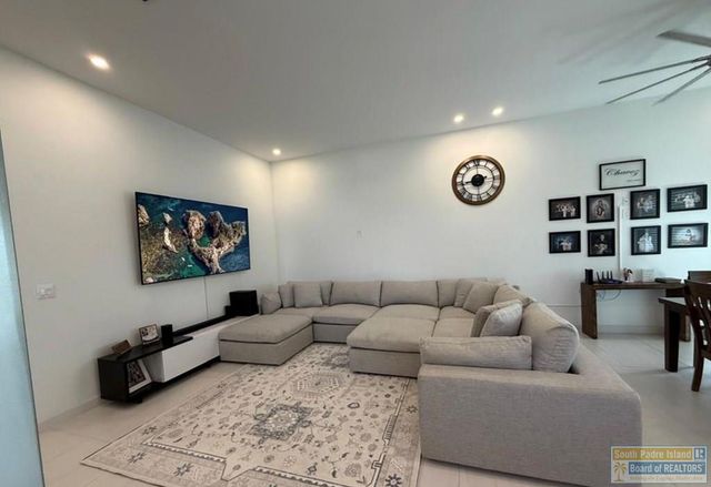 1992 Lulu St., Brownsville, TX 78577