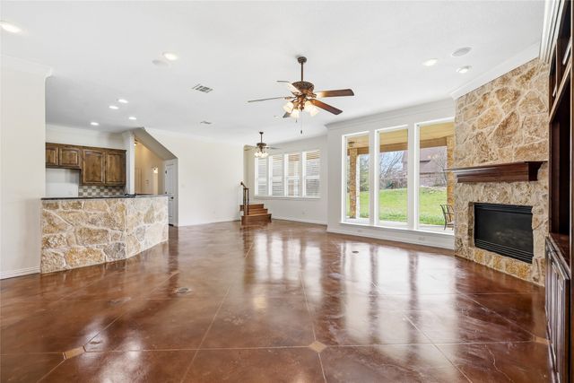 210 Acorn Court, Aledo, TX 76008