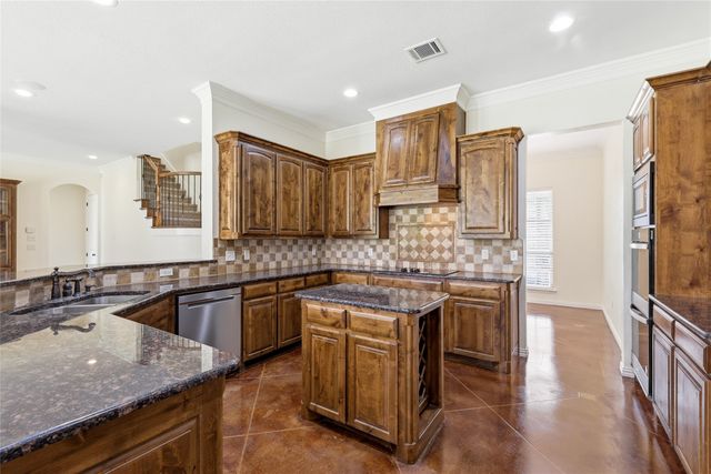 210 Acorn Court, Aledo, TX 76008