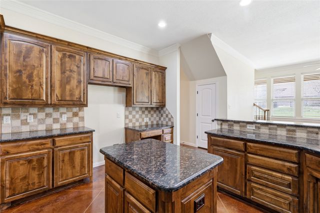 210 Acorn Court, Aledo, TX 76008