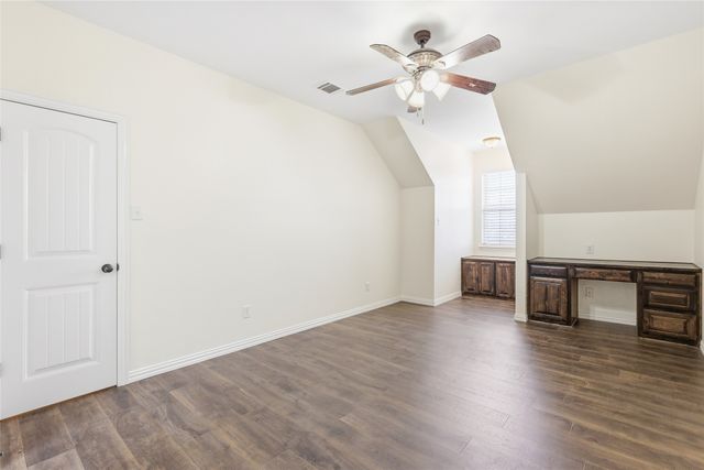 210 Acorn Court, Aledo, TX 76008