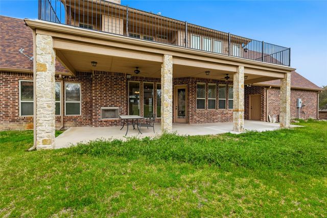 210 Acorn Court, Aledo, TX 76008
