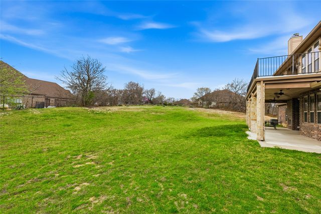 210 Acorn Court, Aledo, TX 76008