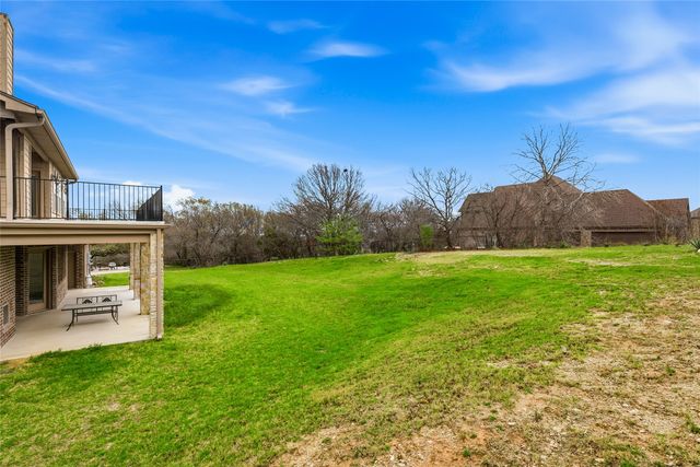 210 Acorn Court, Aledo, TX 76008