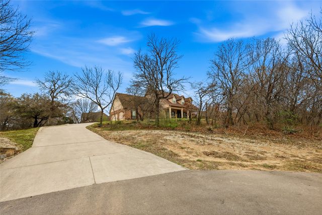 210 Acorn Court, Aledo, TX 76008