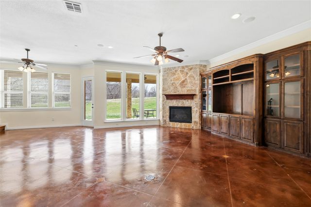 210 Acorn Court, Aledo, TX 76008