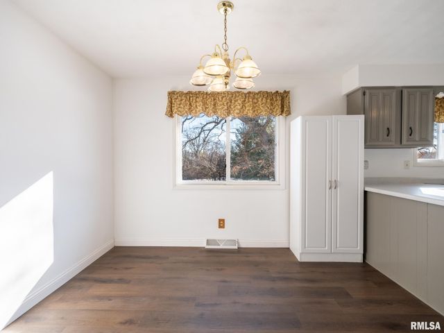 13462 N LAKEWOOD Drive, Dunlap, IL 61525