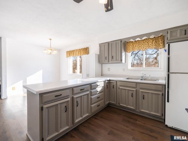 13462 N LAKEWOOD Drive, Dunlap, IL 61525