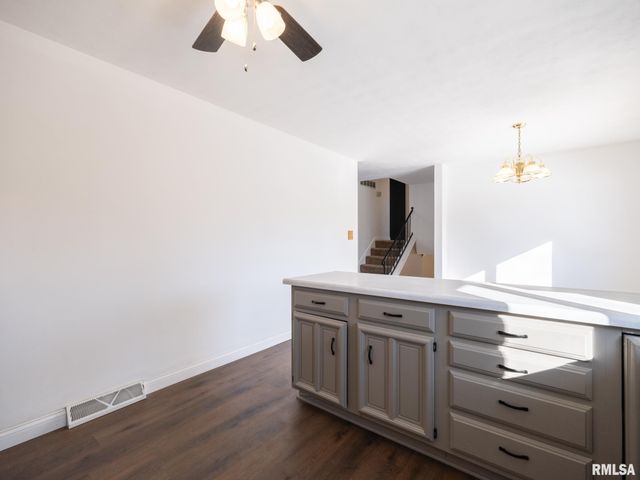 13462 N LAKEWOOD Drive, Dunlap, IL 61525