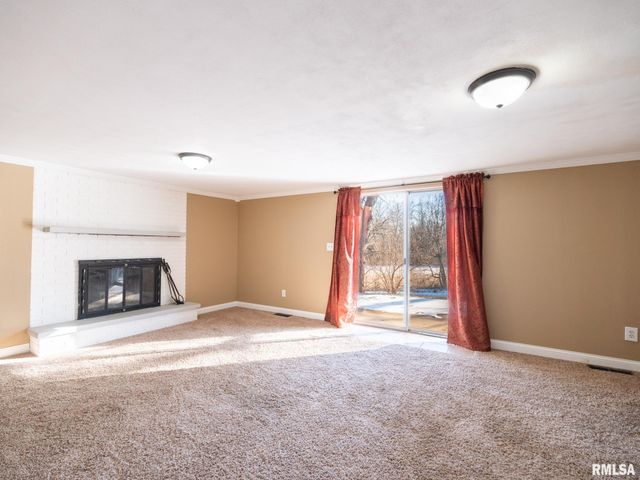 13462 N LAKEWOOD Drive, Dunlap, IL 61525