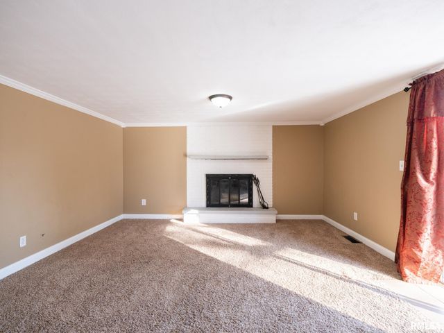 13462 N LAKEWOOD Drive, Dunlap, IL 61525