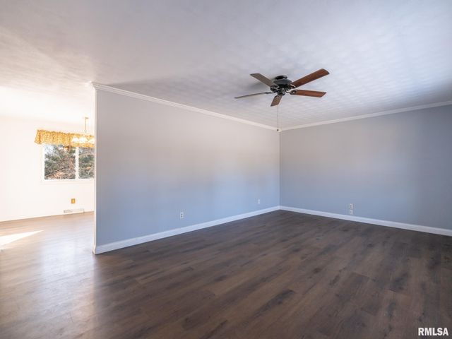 13462 N LAKEWOOD Drive, Dunlap, IL 61525