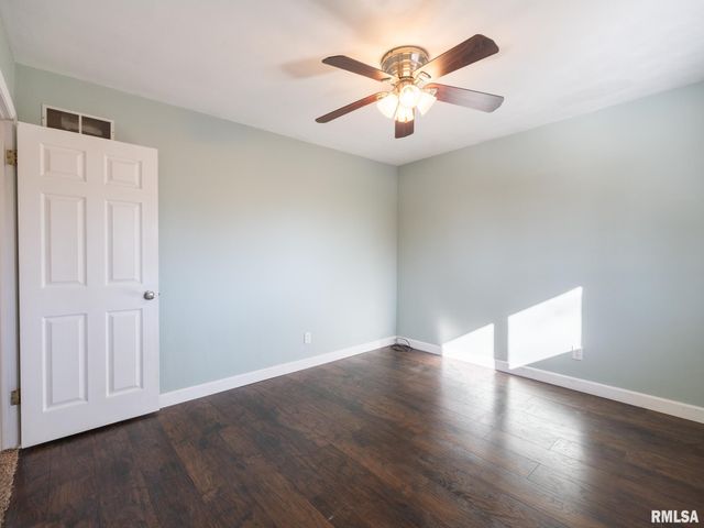 13462 N LAKEWOOD Drive, Dunlap, IL 61525