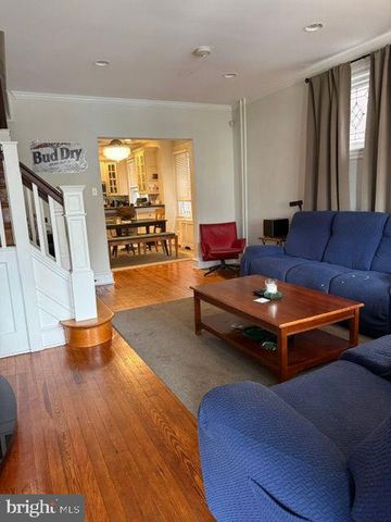 4537 MANAYUNK AVE, Philadelphia, PA 19128