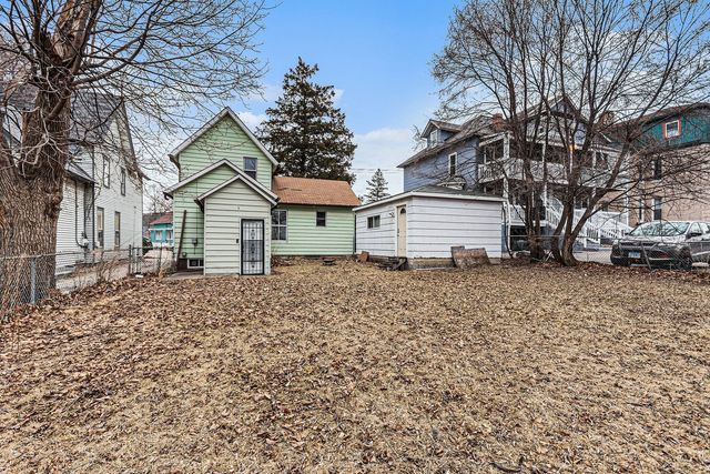 286 Villa Street, Elgin, IL 60120