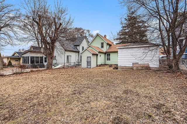 286 Villa Street, Elgin, IL 60120