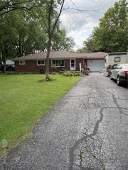 2576 Lefevre Road, Troy, OH 45373
