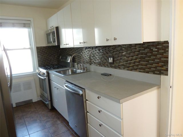 25125 71st Avenue 110A, Bellerose, NY 11426