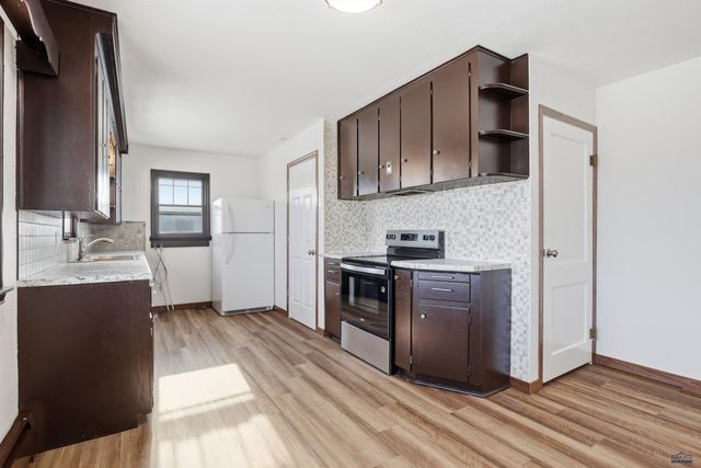 730 FARLOW AVE, Rapid City, SD 57701