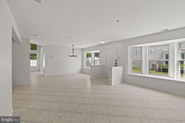 124 BUCKINGHAM WAY, Mount Laurel, NJ 08054