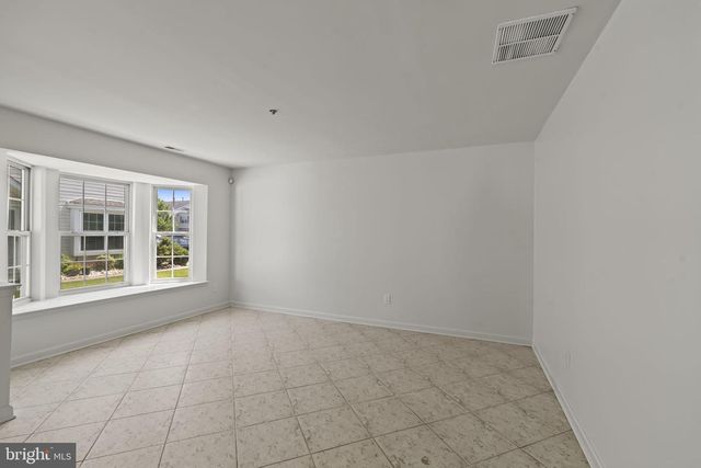 124 BUCKINGHAM WAY, Mount Laurel, NJ 08054
